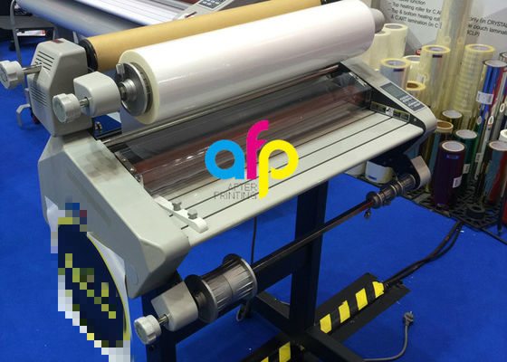 HAUSTIER/BOPP Glanz-lamellierender Film mit Glanz-Ende 15micron - 30mic